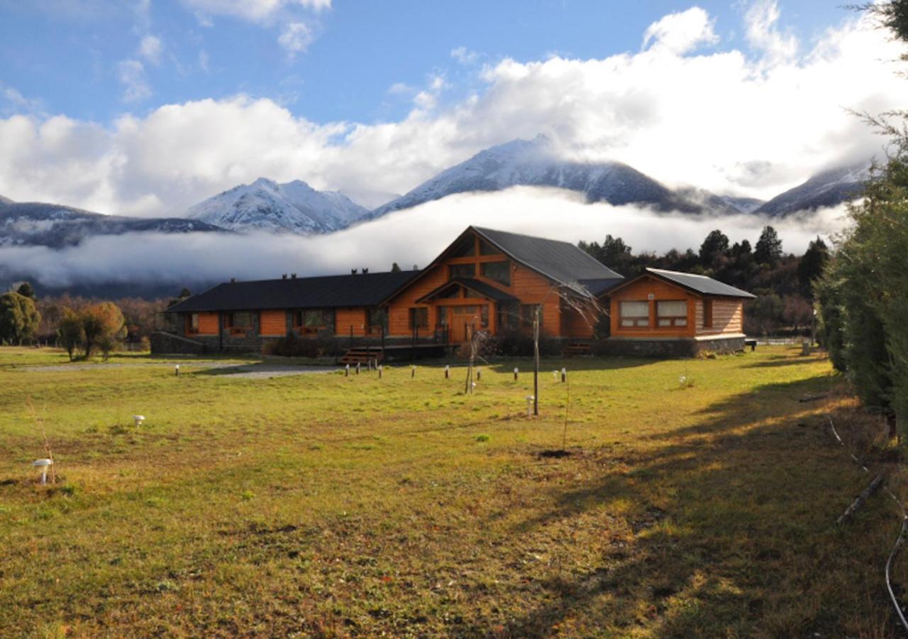 Hosteria Ruca Kitai Villa Lago Rivadavia Exterior photo